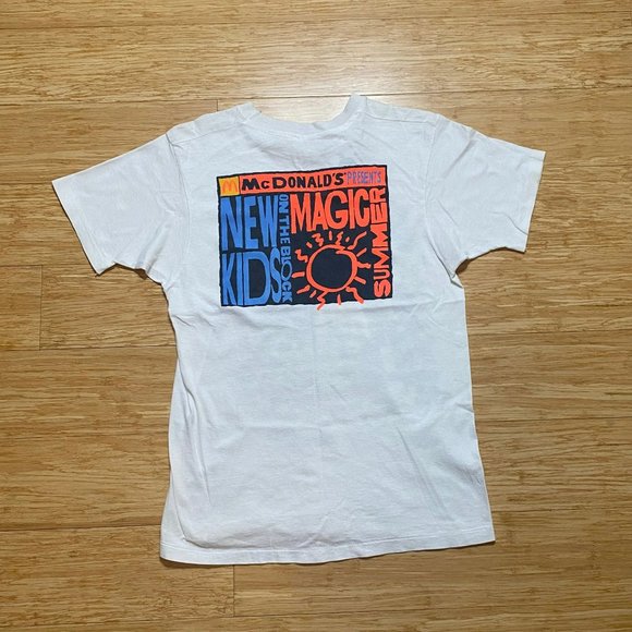 altText Vintage New Kids on the Block T-Shirt - Picture 2 of 2